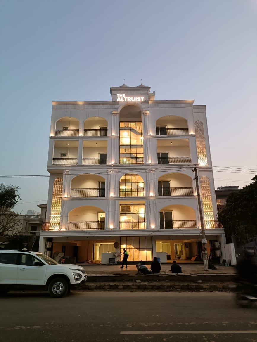 THE ALTRUIST BUSINESS HOTEL SECTOR 57